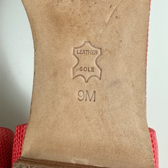 Tory Burch Savannah D’Orsay Flat Sandals in Melon/Coral 9 - Picture 11 of 14